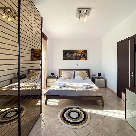 Rosalia House Villa *