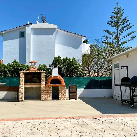 Rosalia House * Asgourou