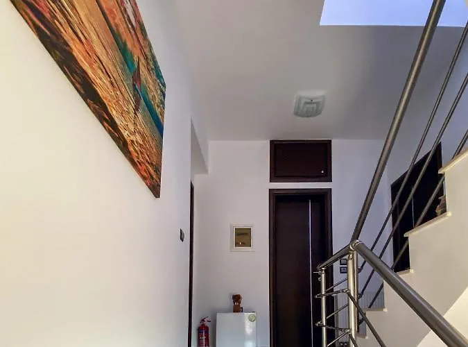 Rosalia House فيلة Asgourou