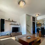 Rosalia House Вилла