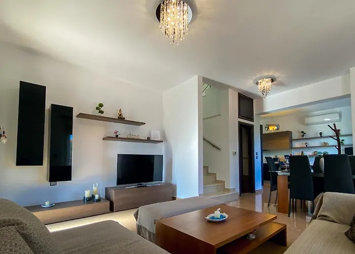 Rosalia House Villa